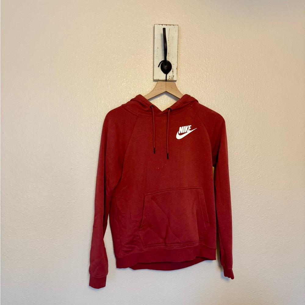 NIKE • Red Hoodie Sweatshirt